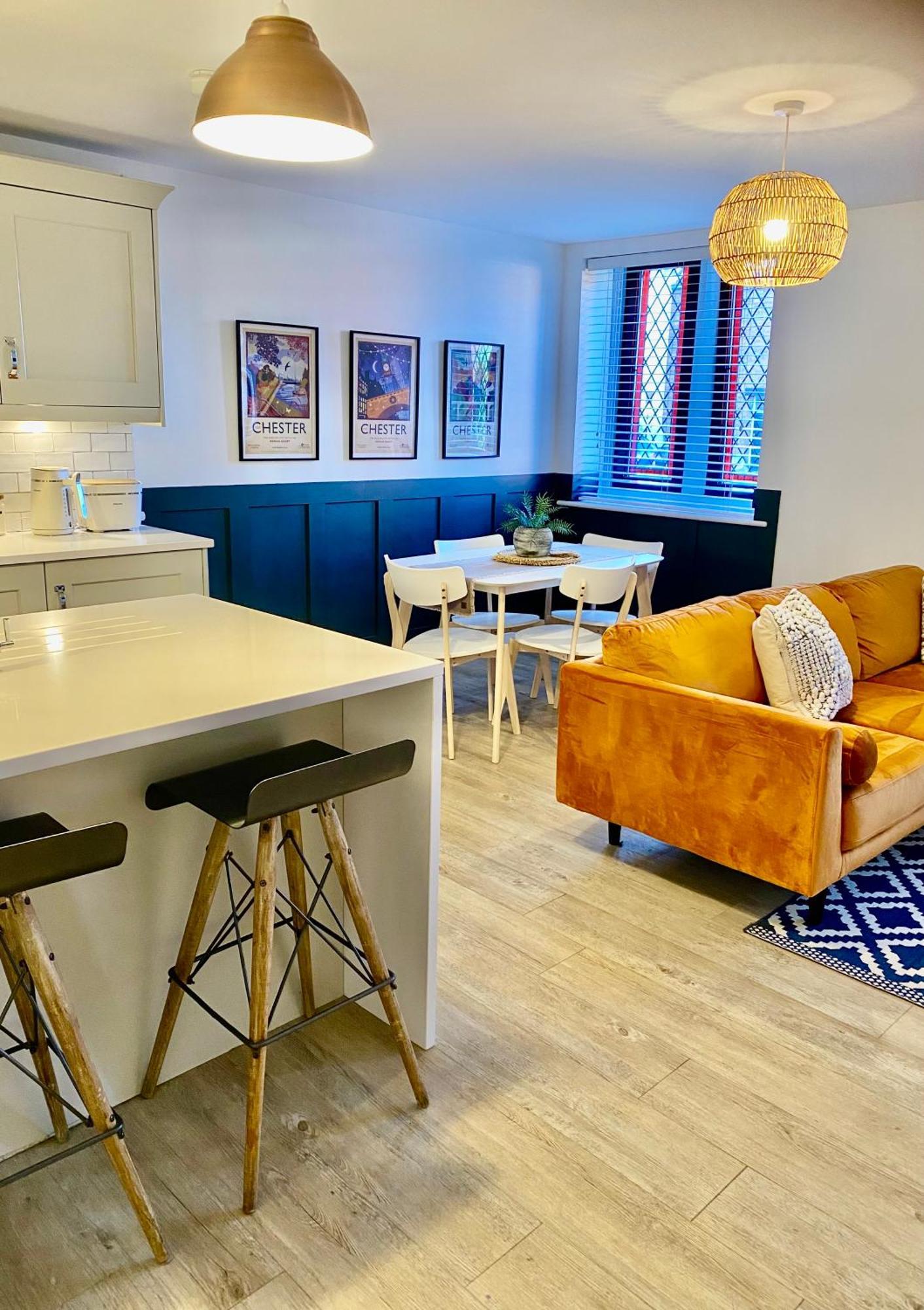 Boutique Chapel Apartment Within City Walls Chester Ngoại thất bức ảnh
