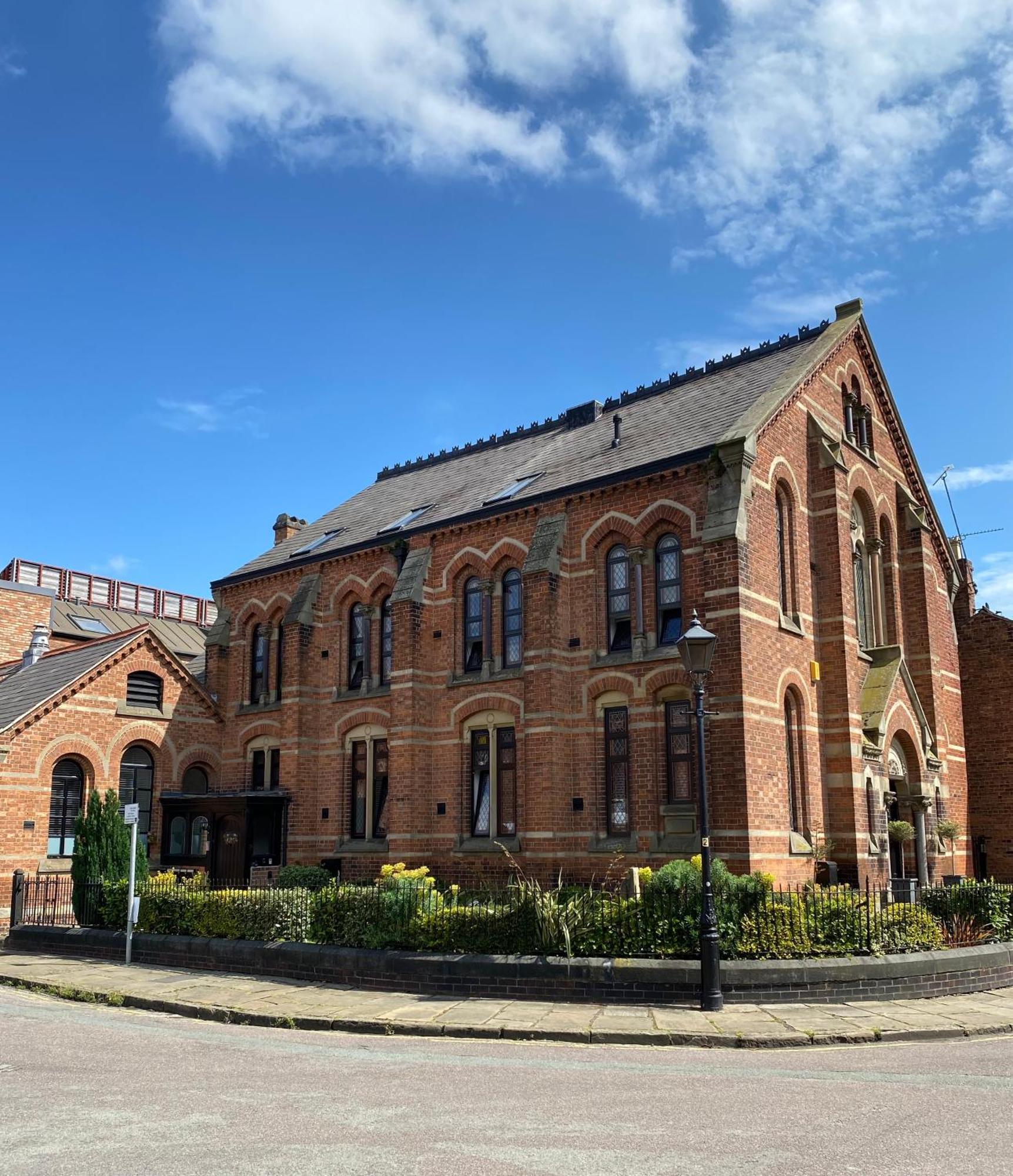 Boutique Chapel Apartment Within City Walls Chester Ngoại thất bức ảnh